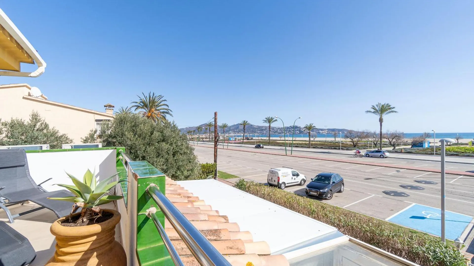 1013 Apartamento Vista Mar Con 2 Habitaciones By Homeselectspain Empuriabrava Apartman
